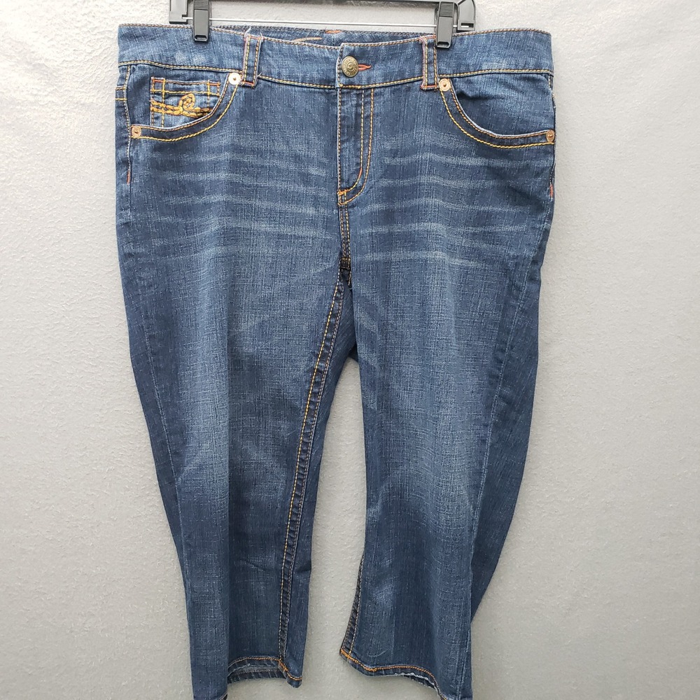Seven7 Luxe Denim Capri Jeans Stretchy Casual Basic Everyday Crop Plus Size 18